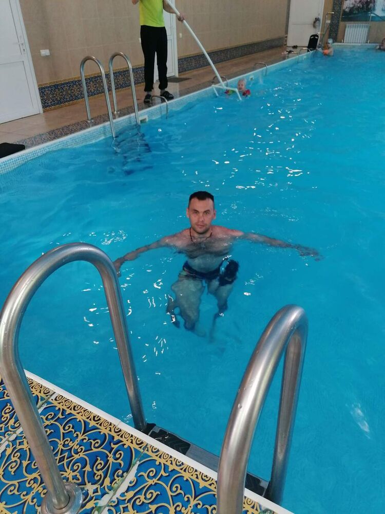  45514569  Andrey, 42 ,    