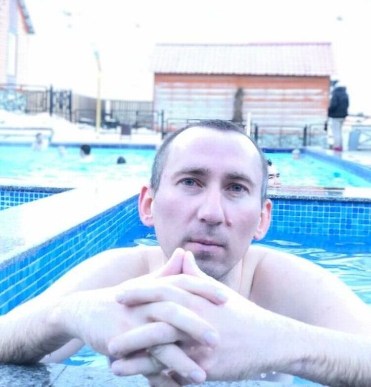  49220859  , 35 ,    
