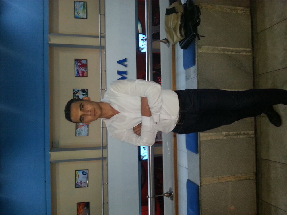  5226889  Alex, 34 ,    