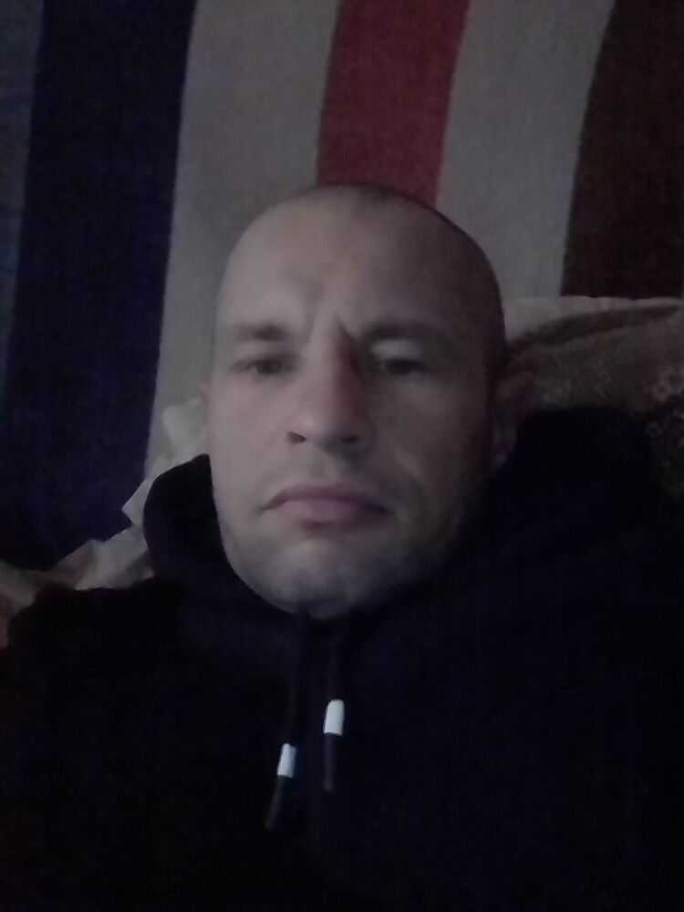  ,   Vova, 42 ,   ,   