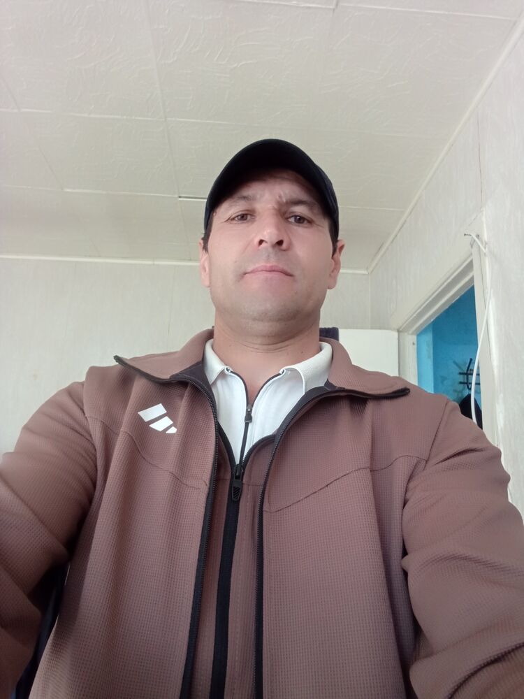  53210379  Tolib, 40 ,    