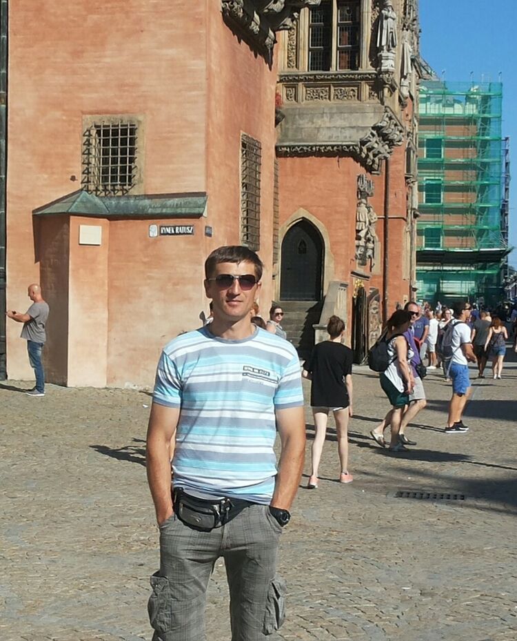  ,   Alex, 40 ,   ,   , c 