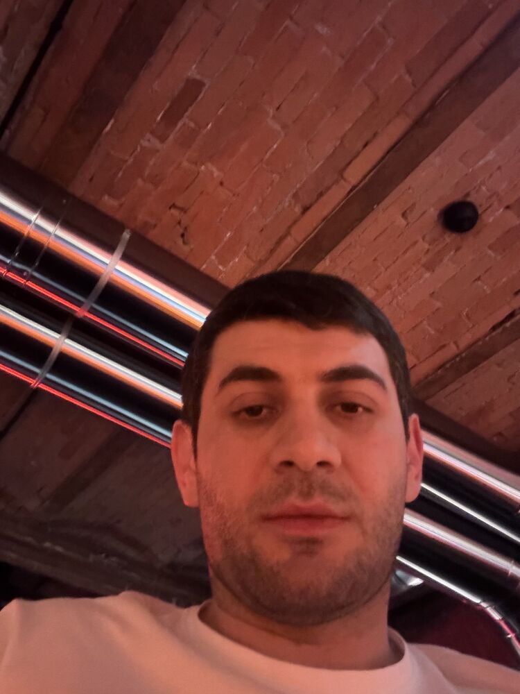  ,   Zahar, 34 ,   ,   