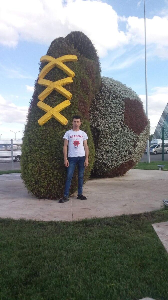  ,   Farruh, 35 ,   ,   , c 