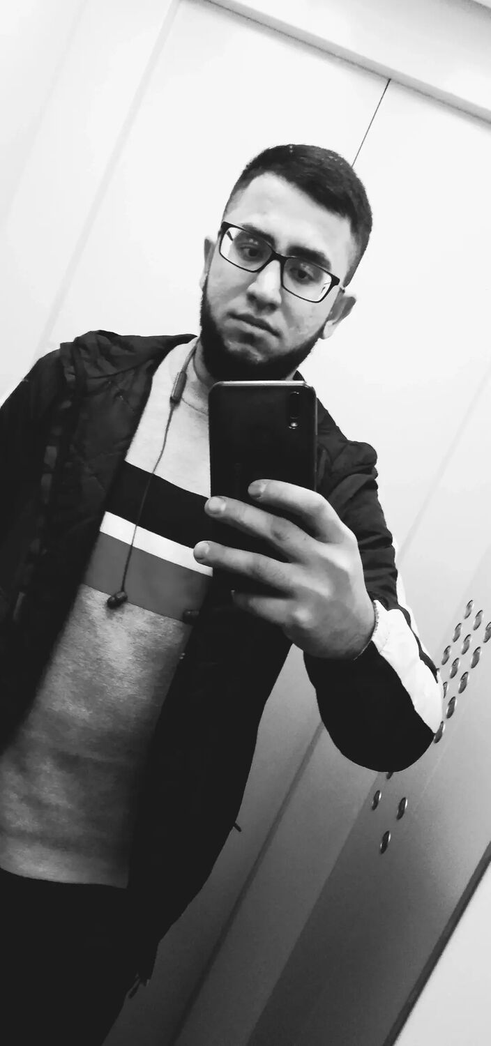  46802039  Nekruz, 26 ,    -