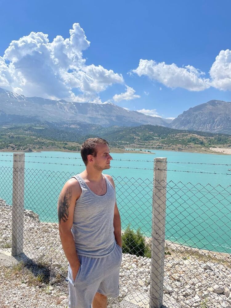  ,   Valerii, 30 ,   ,   , c , 