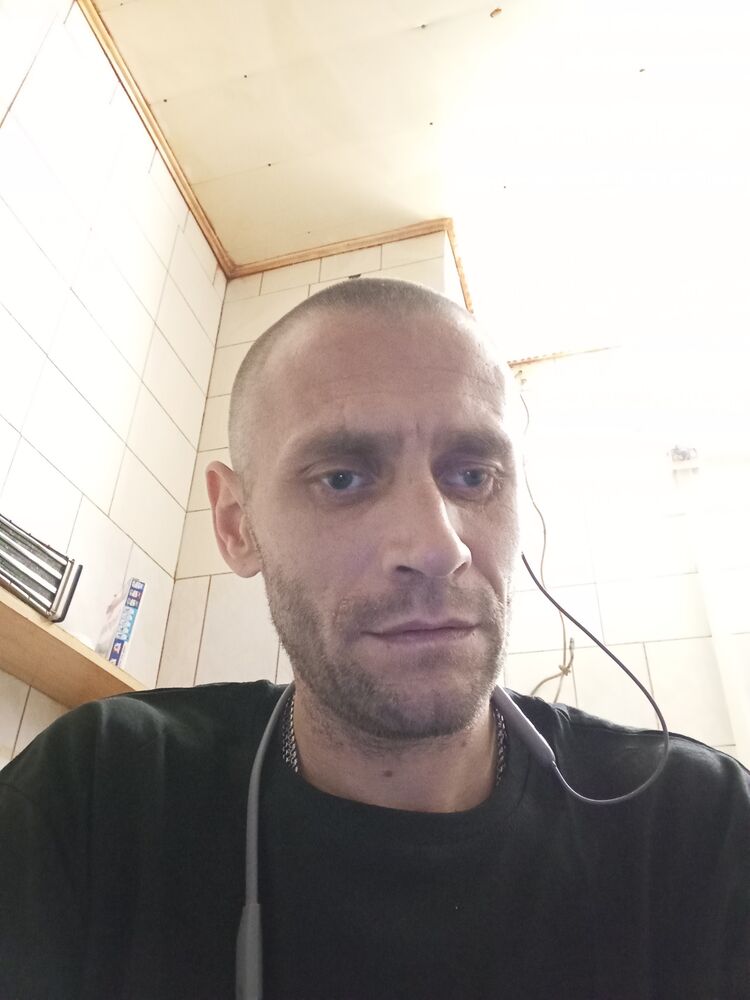  54221789  , 38 ,    -