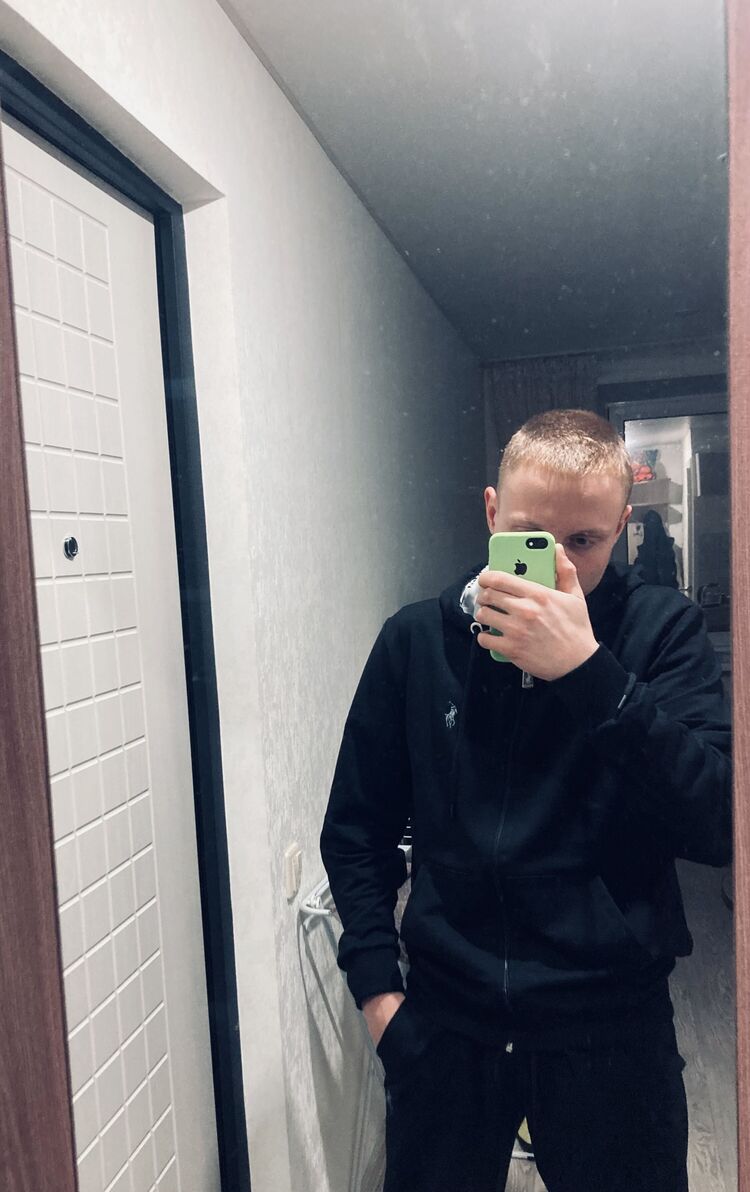  34360779  , 21 ,     