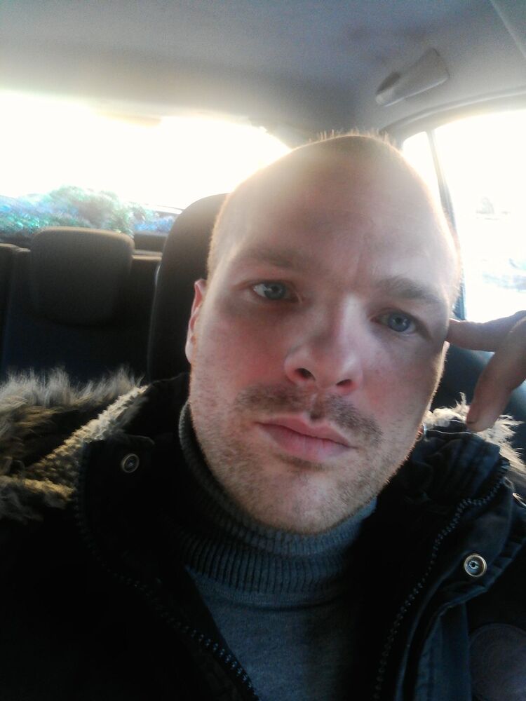  ,   Lexxx, 36 ,   