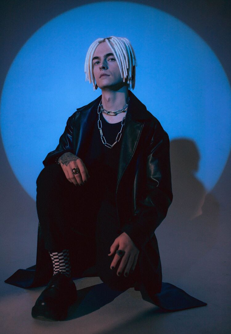 ���� 42405589 ������� �������, 32 ����, ���� ���������� � �������������