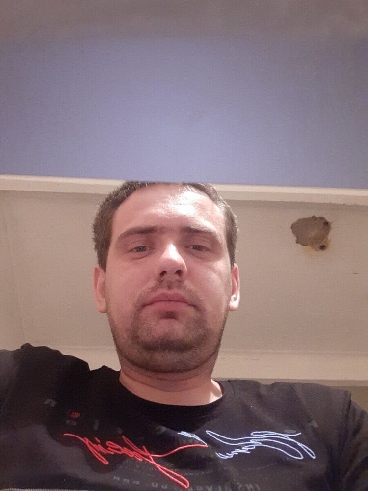  22083379  , 40 ,    