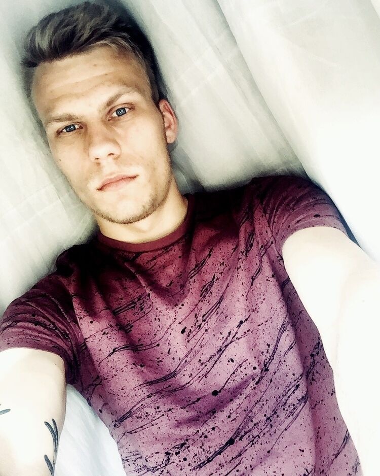  13063659  Vlad, 29 ,    -