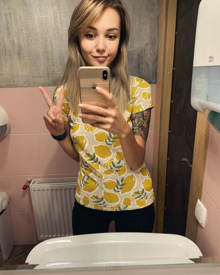 ,   , 22 ,     , c 
