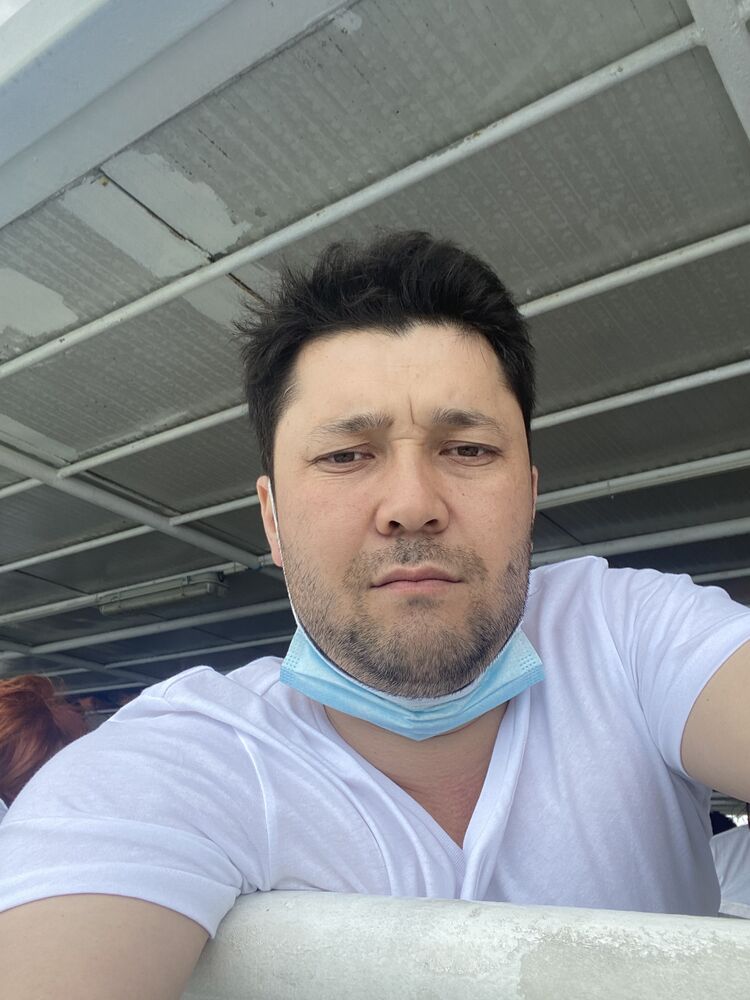 ,   Mihail, 42 ,   ,   