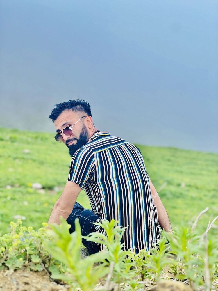  35786499  Sahil, 29 ,    
