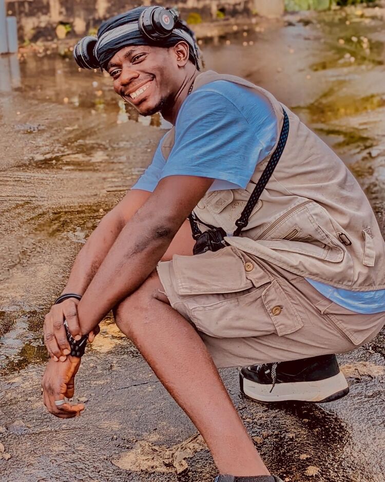 ���� 40411219 ������� Alban, 26 ���, ���� ���������� � Lome