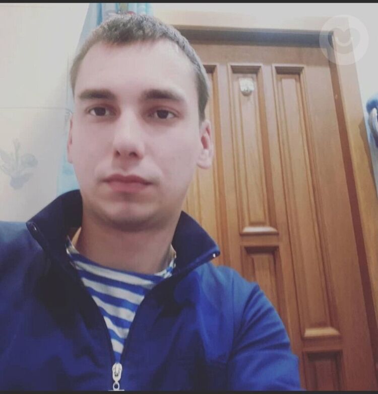  48085709  , 32 ,    