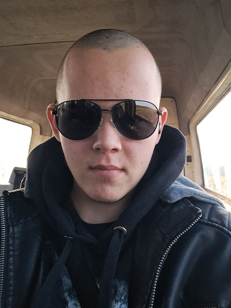  41630899  , 19 ,    