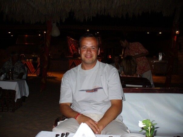  ,   Alex, 42 ,     , c 