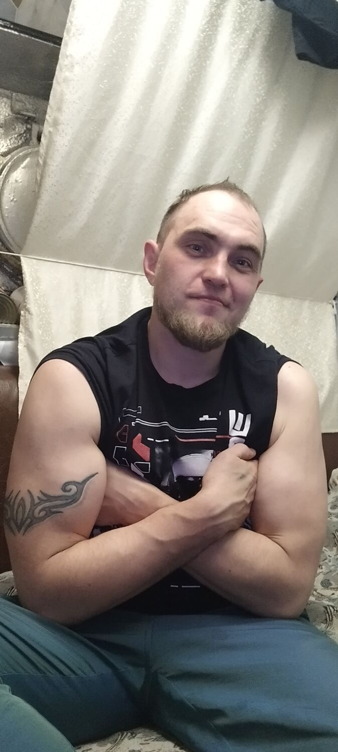  53854899  Mikhail, 36 ,    