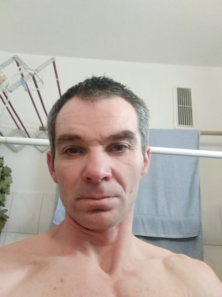  ,   Robert, 48 ,   ,   , c 