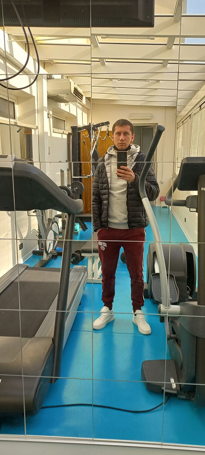  Charenton-le-Pont,   Igor, 37 ,   ,   