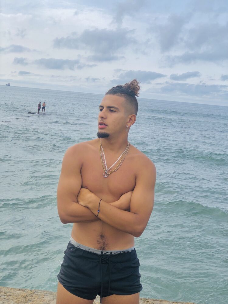  ,    , 24 ,   ,   