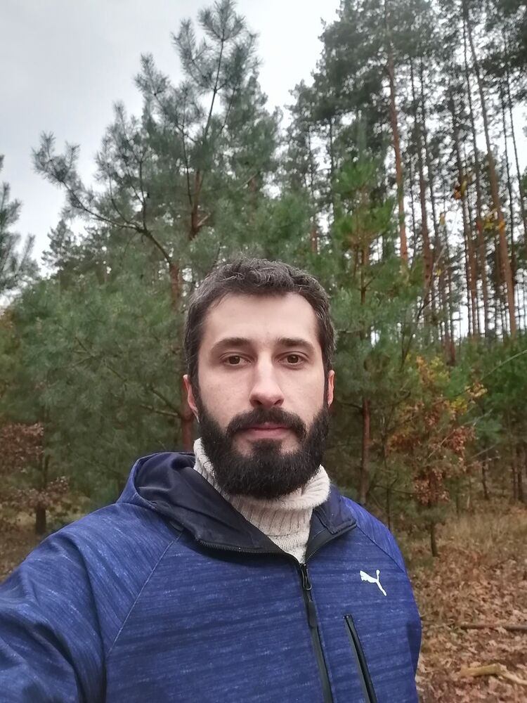  18136589  , 36 ,    