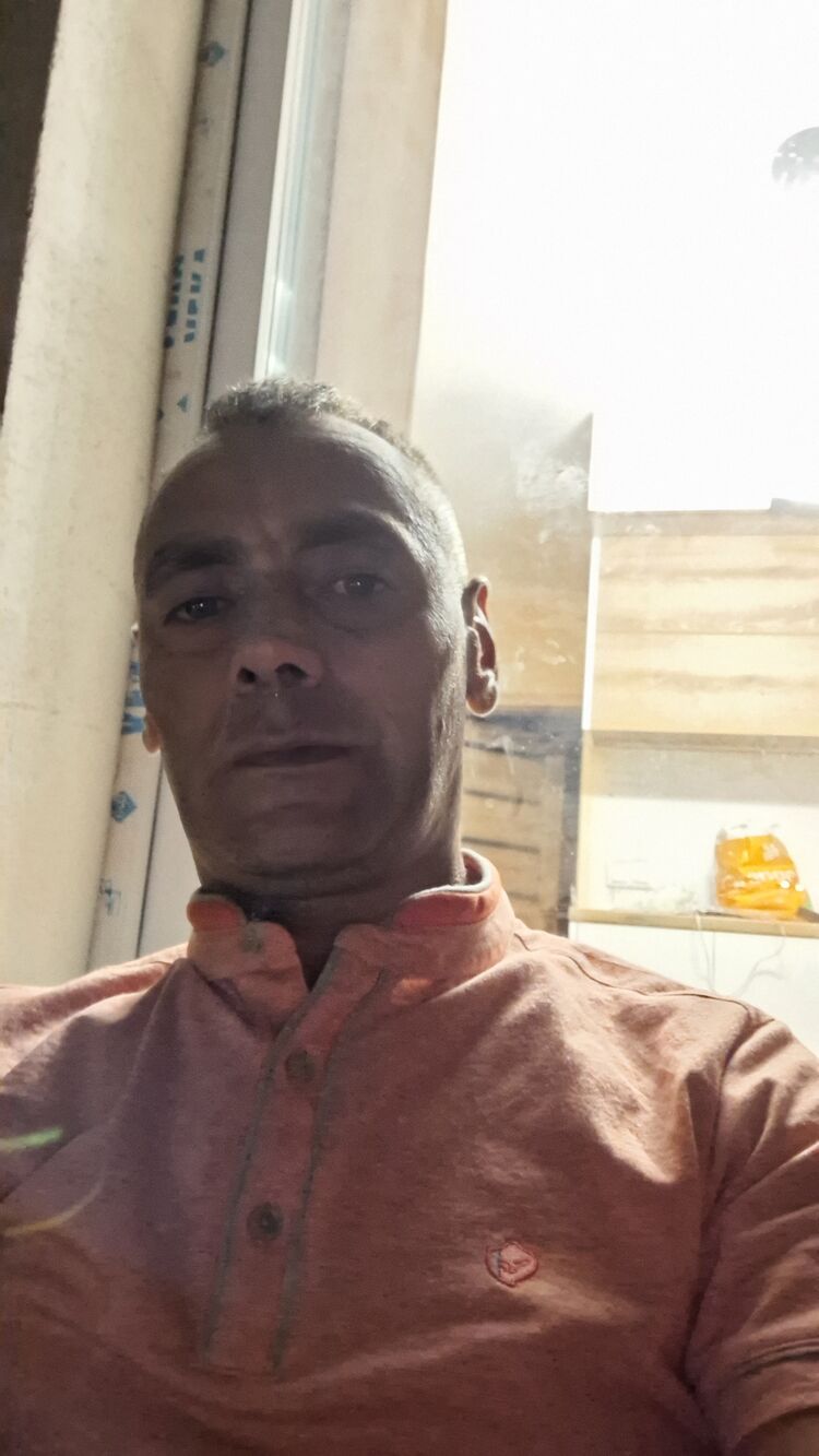  ,   Zaven, 42 ,   ,   