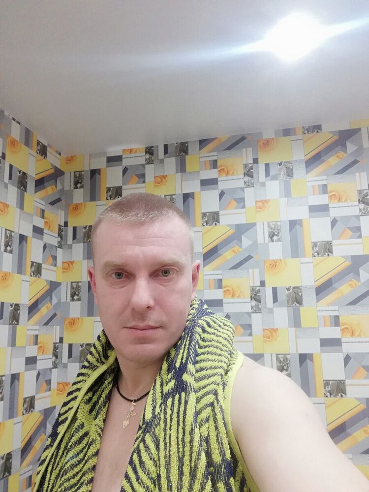  22557759  , 42 ,    