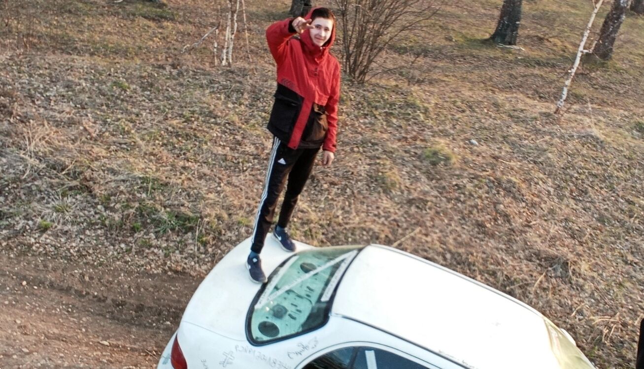  29632119  Marsel, 22 ,    