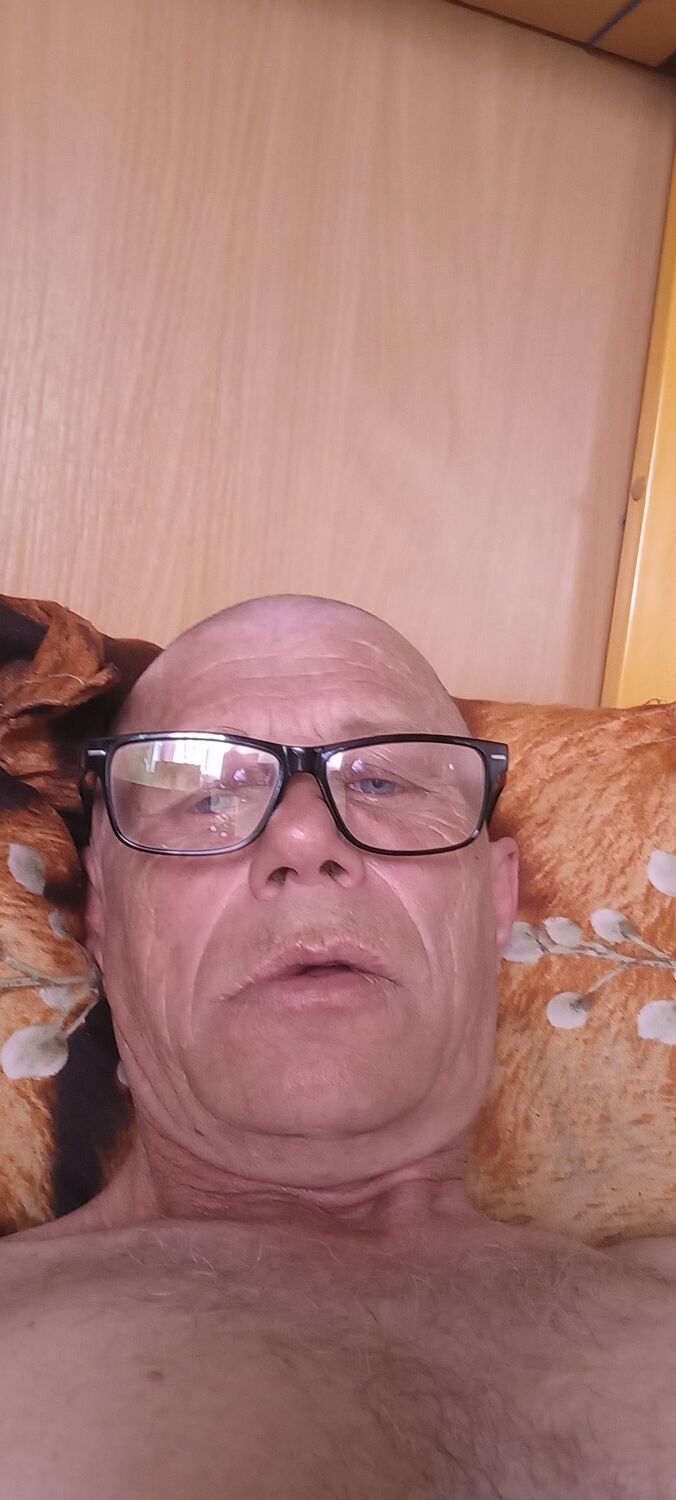  37555749  , 55 ,    