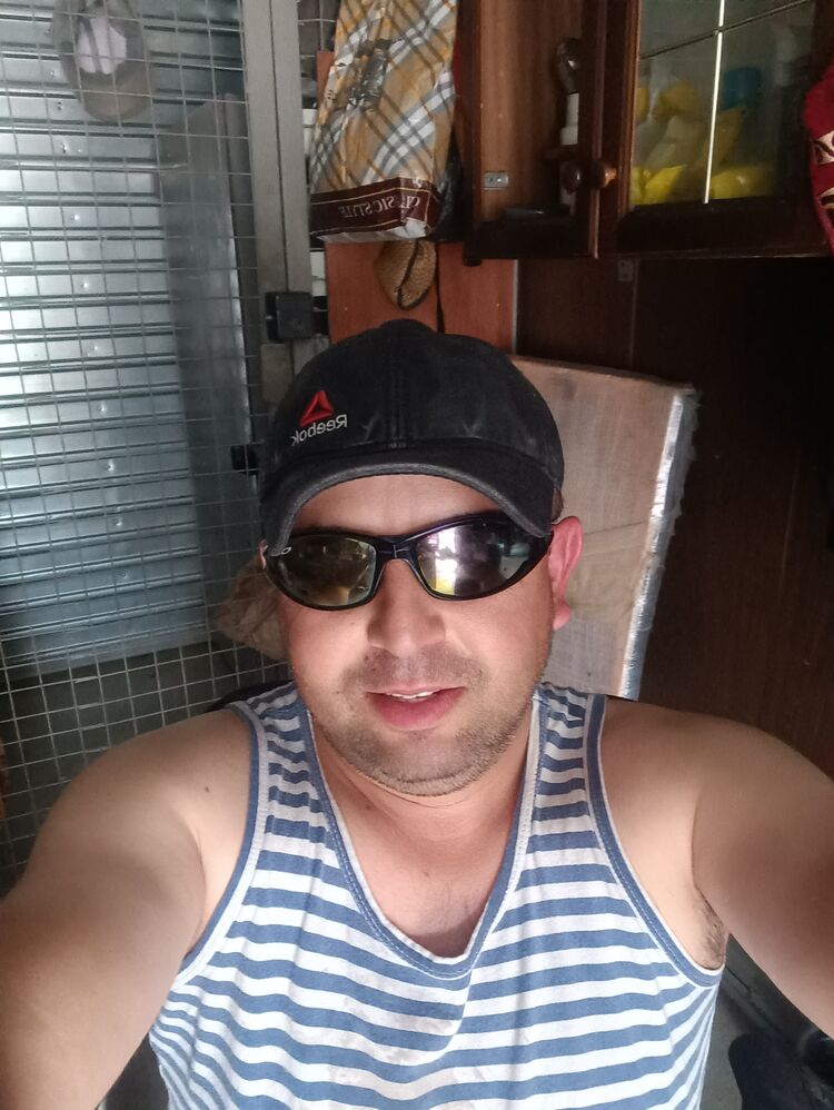  ,   Zurab, 38 ,   ,   , 