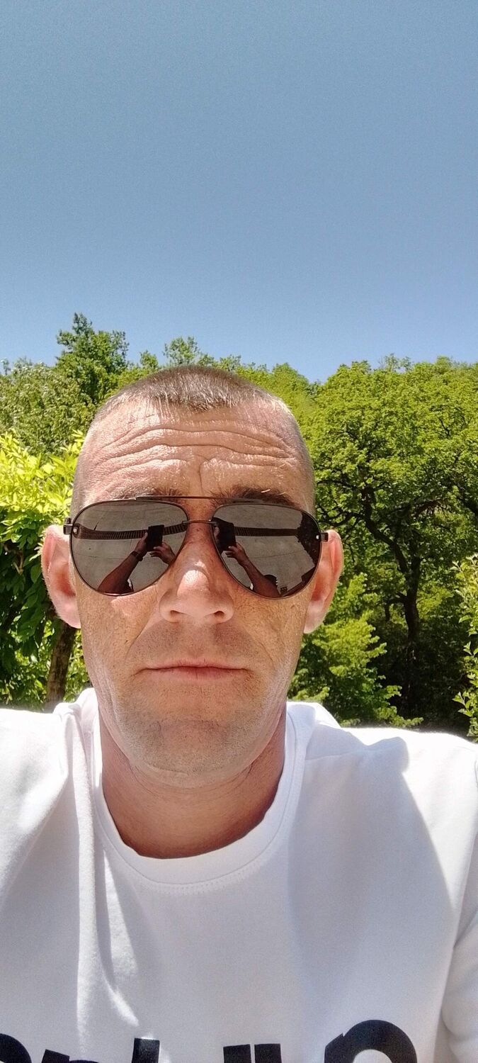  53685089  , 37 ,    --