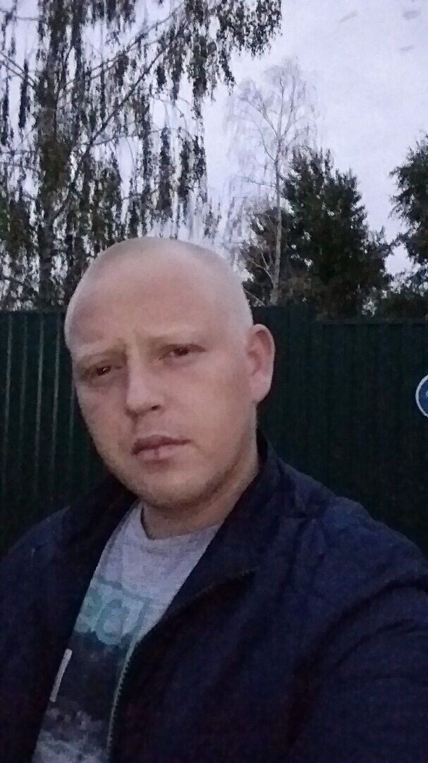  30609799  Nikola, 35 ,    