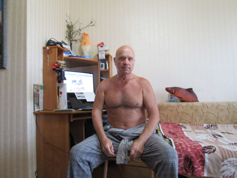  40244119  , 73 ,    