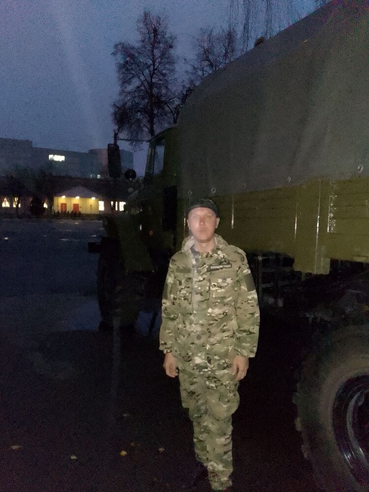   ,   Viktor, 34 ,   ,   , 