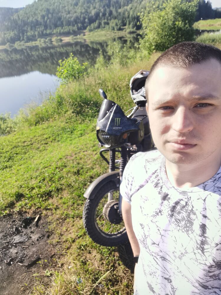  46367319  , 28 ,    