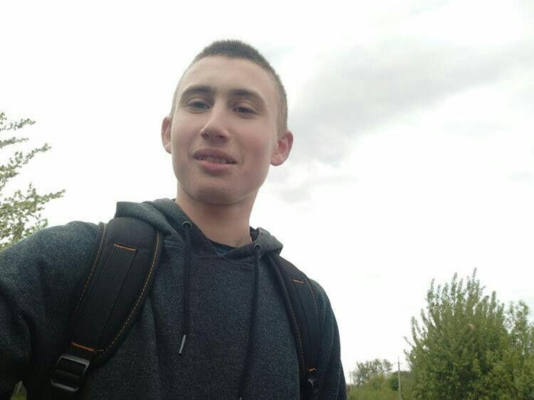  16945129  Maksim, 24 ,    