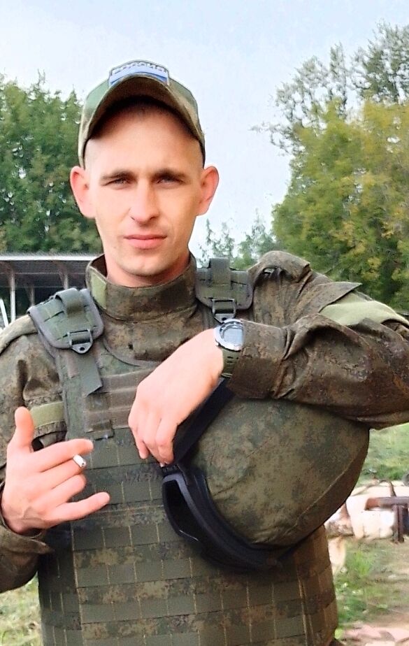  45562649  Sergey, 31 ,    
