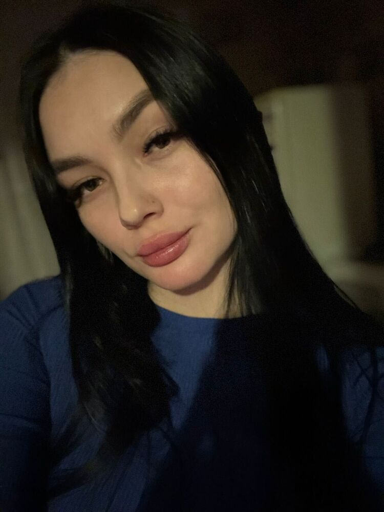  47578489  Larisa, 37 ,    