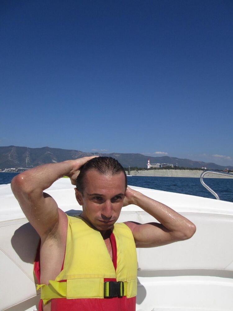  8098789  Emil, 38 ,    Brakel