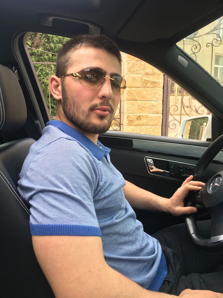  33849609  Rabadan, 26 ,    -