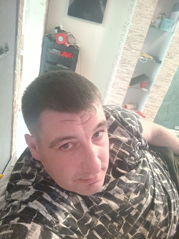  51933139  , 37 ,    