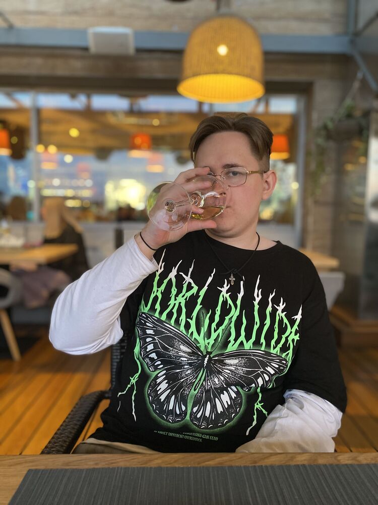  -,   , 23 ,   ,   