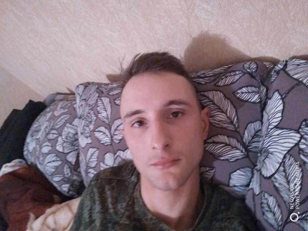  18250889  , 27 ,    
