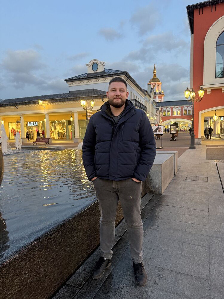  ,   Roman, 31 ,  