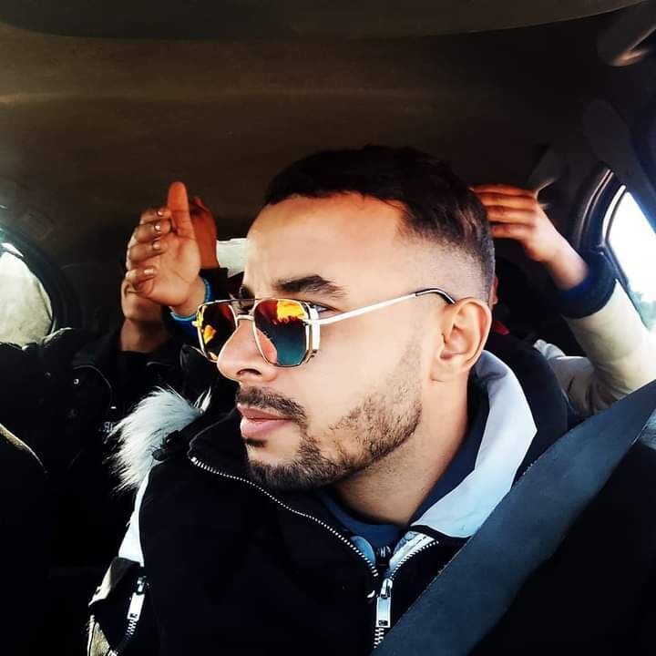  35243749  , 25 ,    Algiers