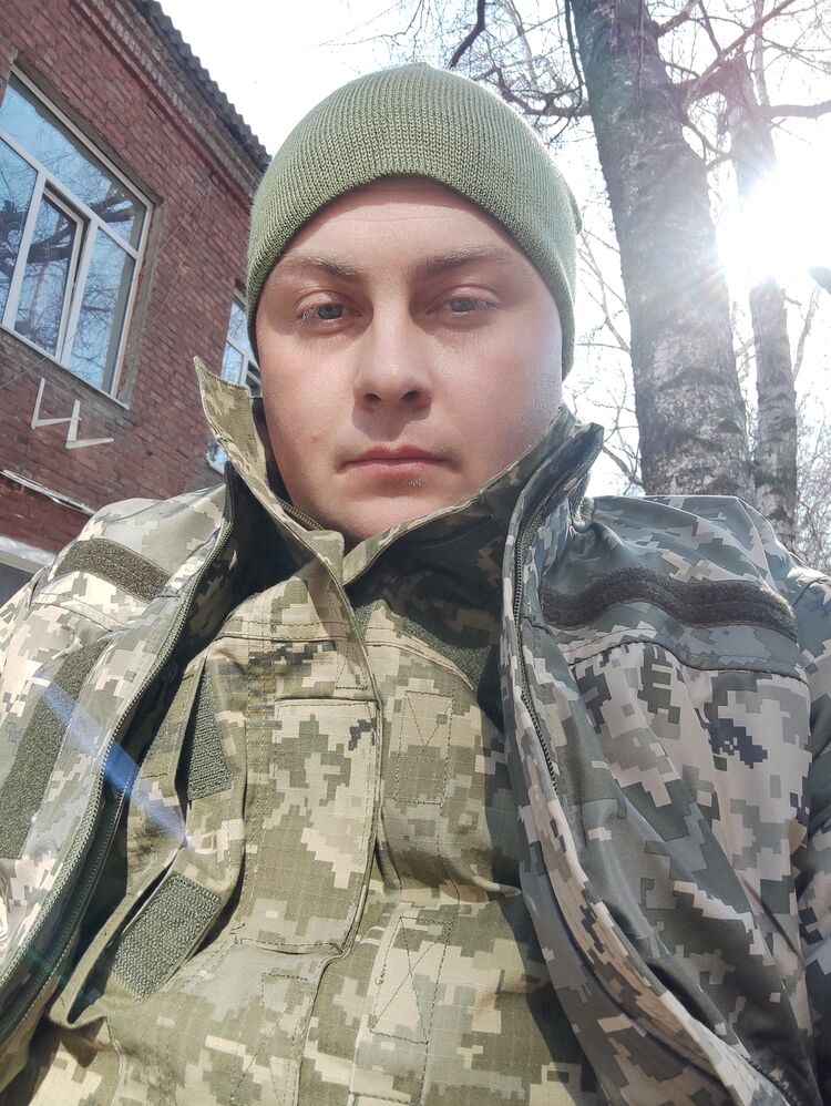  31077129  , 40 ,    