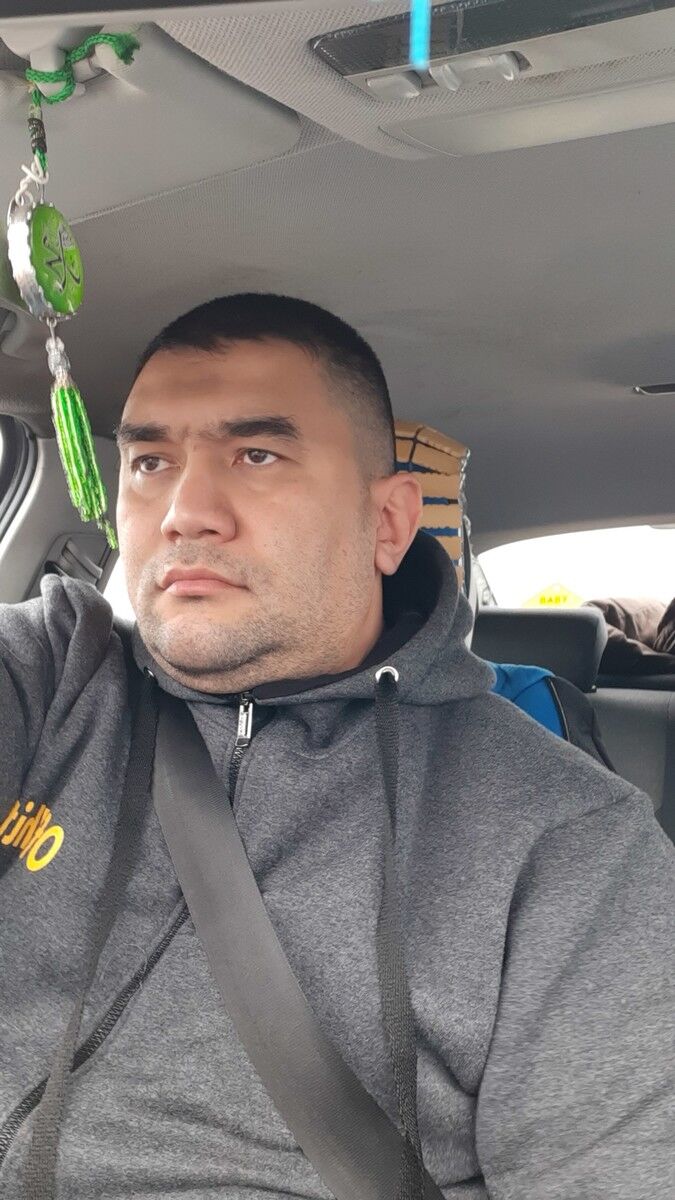  ,   FARRUHBEK, 44 ,     , c 